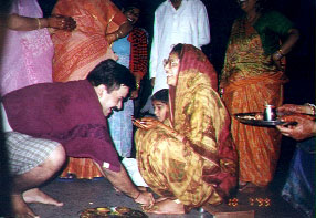 Kamal jeejajee..Aman staring away