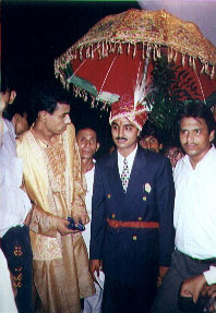 Manishji on the door....with friends and brother Rajeev