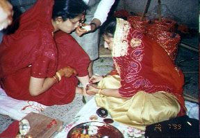 Sulochana chachi tying payal