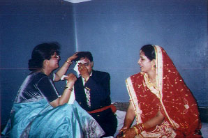 Badi saali taking care of her janwaai