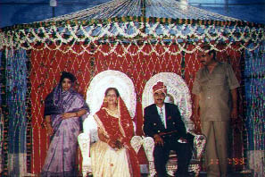 Dinesh Mamaji, Mami